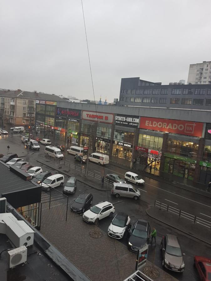 2Х Комнатная С Ремонтом В Центре.Renovated, Center Khmelnytskyi Exterior photo